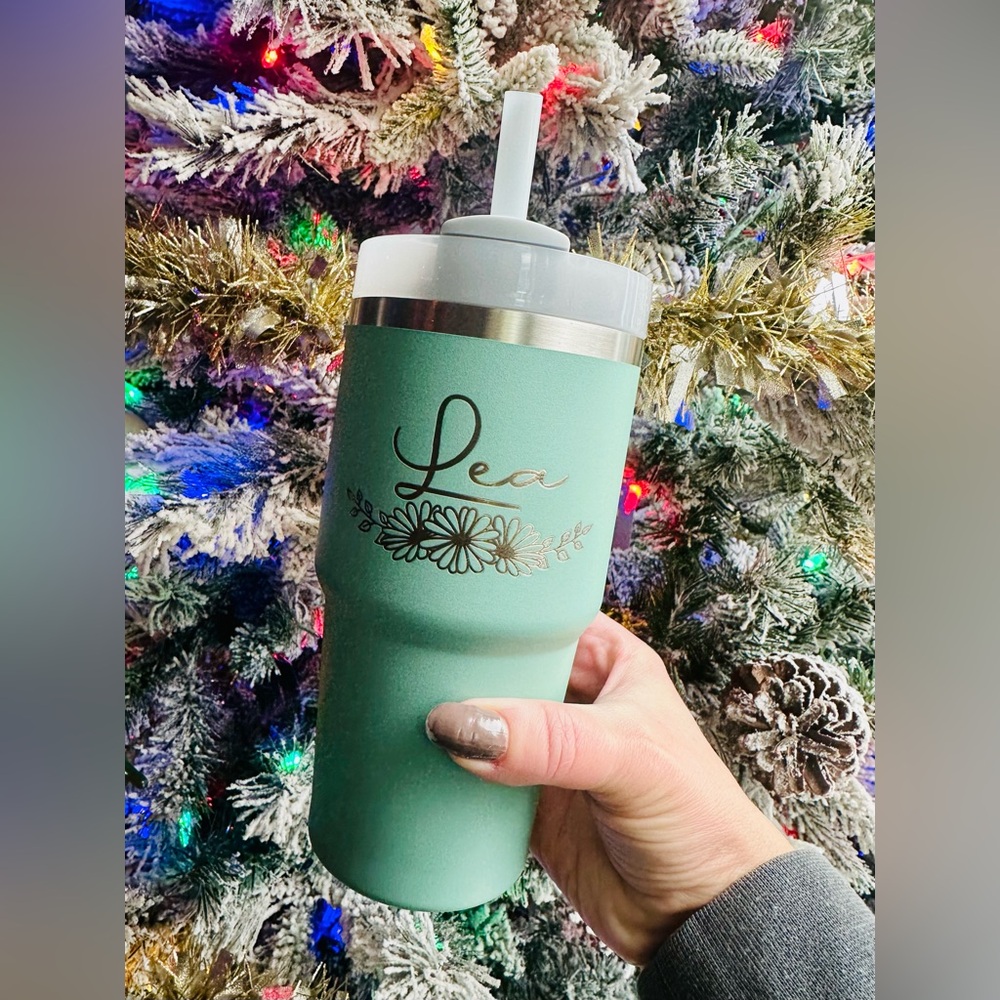 NEW Authentic Eucalyptus Stanley Quencher 20 oz No Handle Pre-Engraved Lea